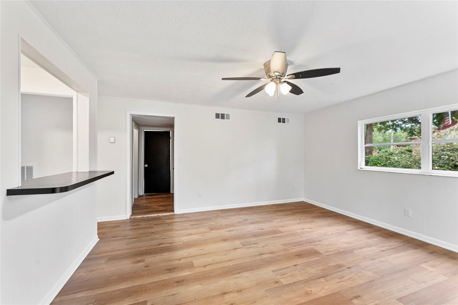 OAK HILL - Residential