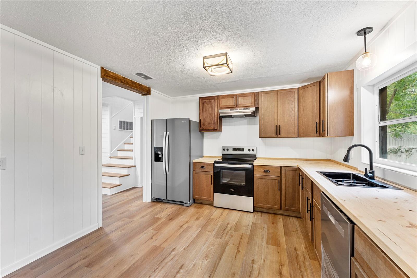 OAK HILL - Residential