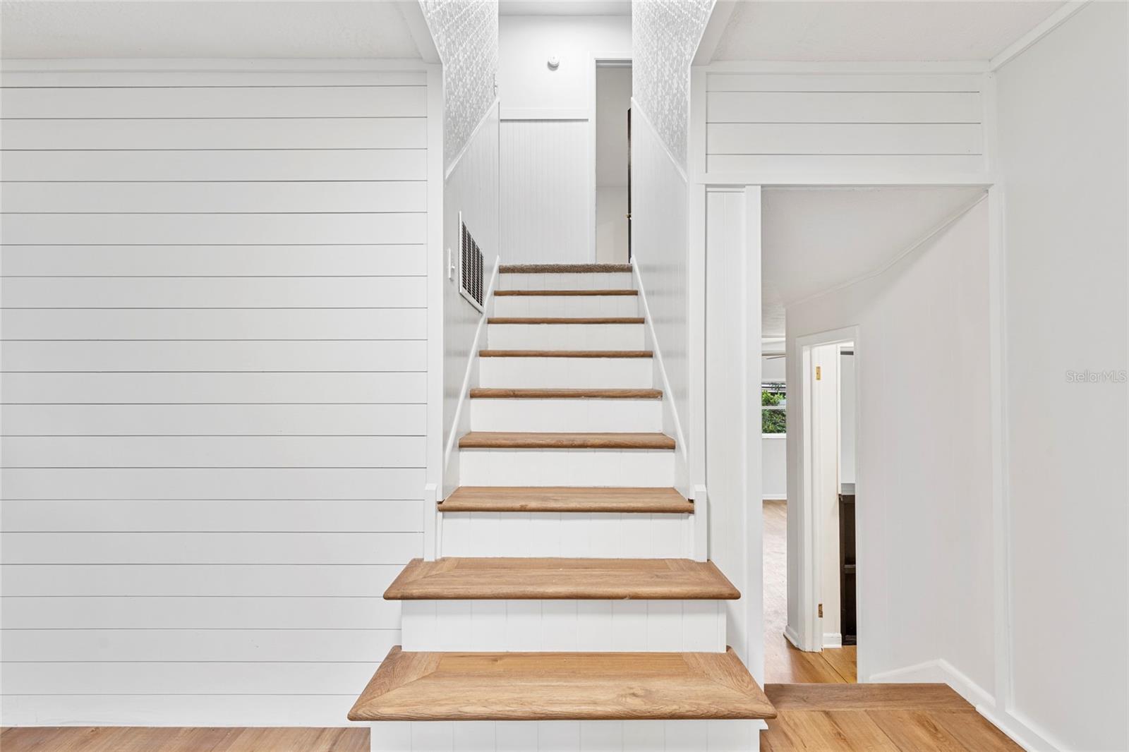 OAK HILL - Residential