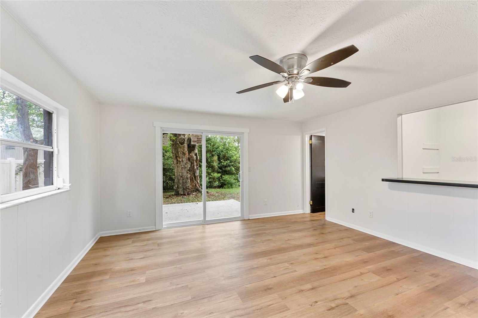 OAK HILL - Residential