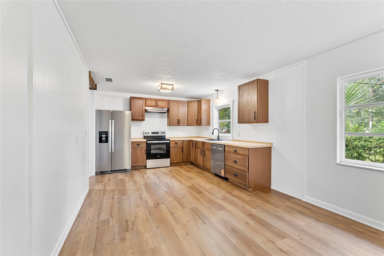 OAK HILL - Residential