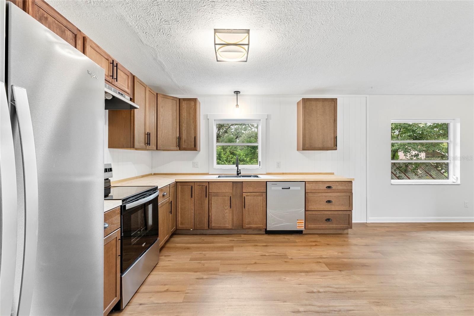 OAK HILL - Residential