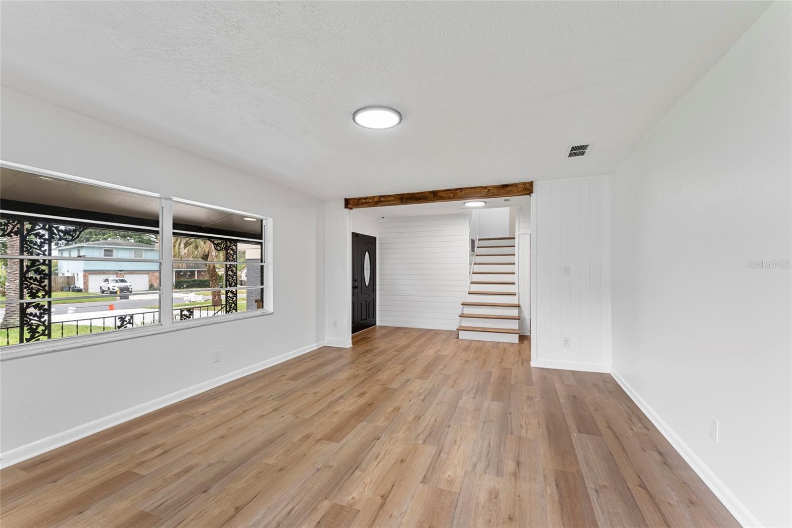 OAK HILL - Residential