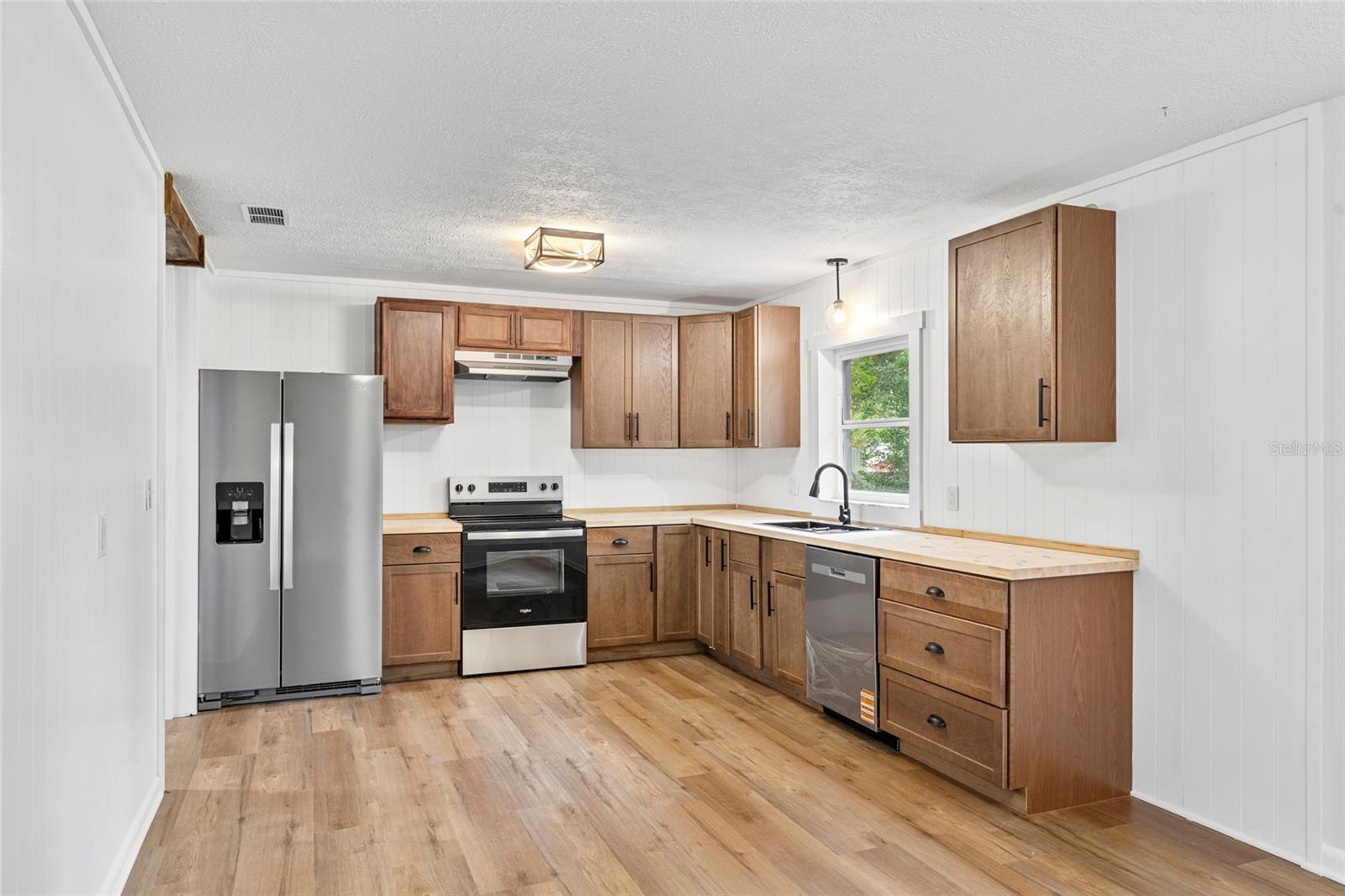 OAK HILL - Residential