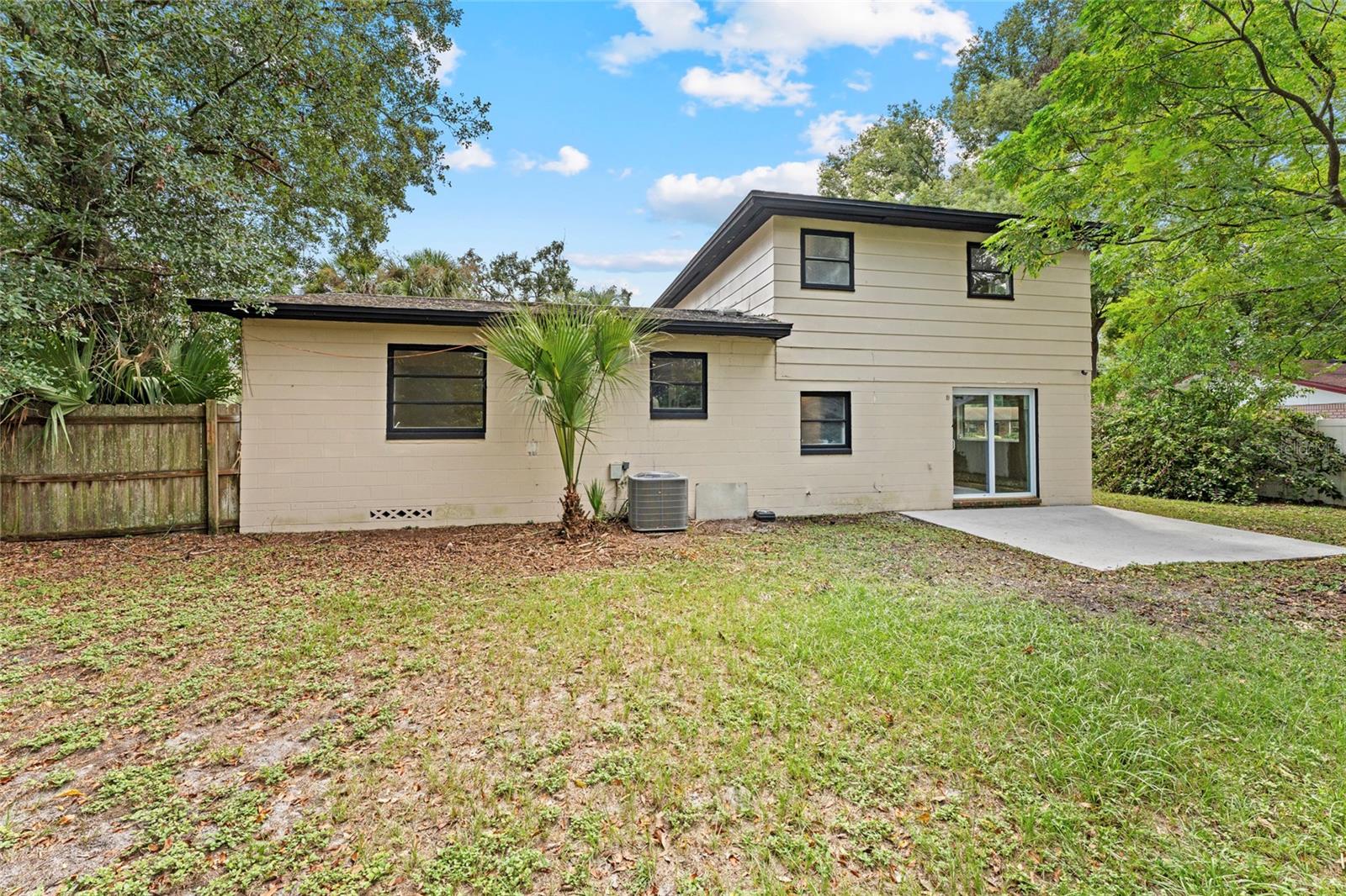 OAK HILL - Residential
