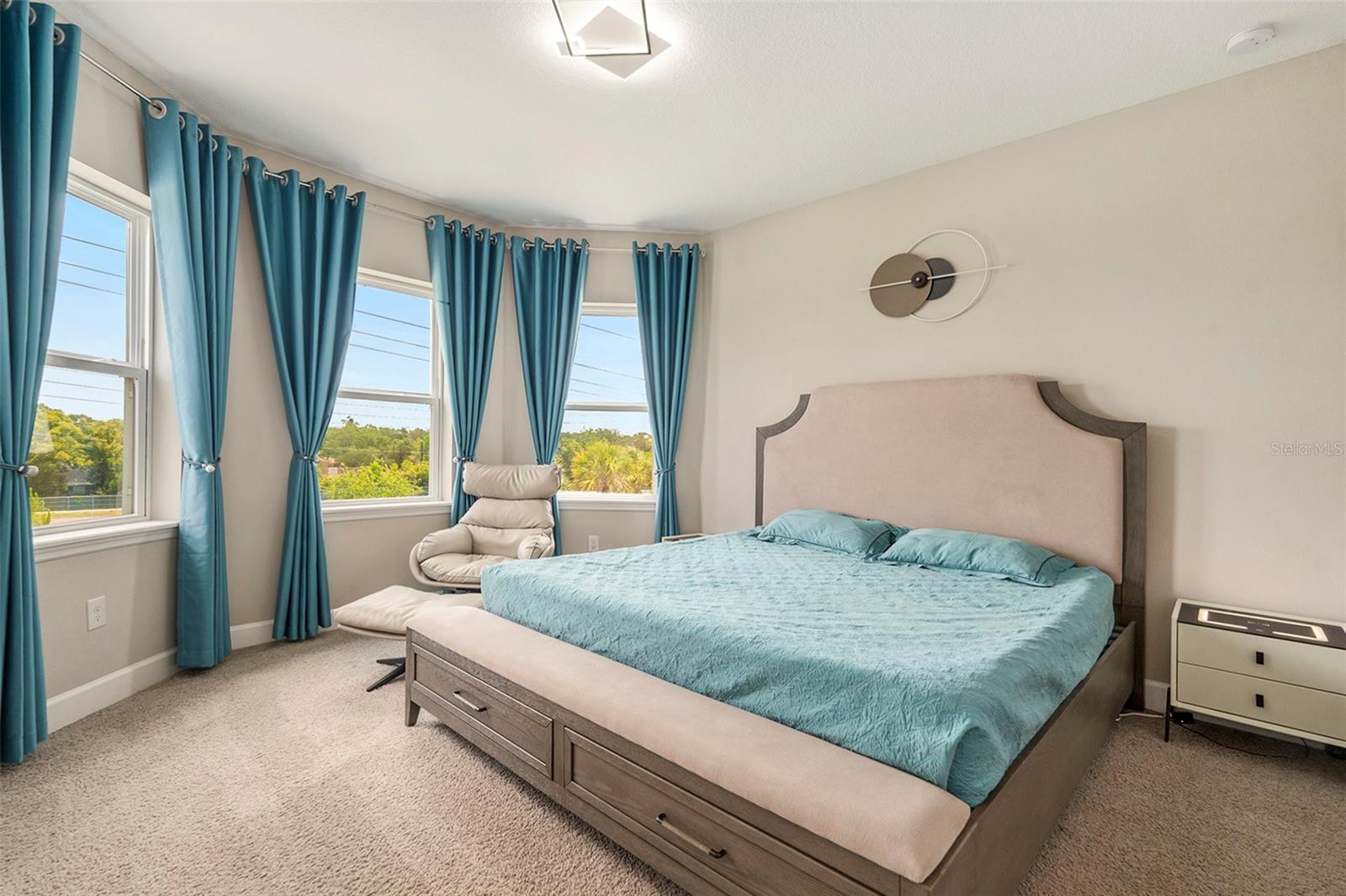 2693 LEAFWING COURT