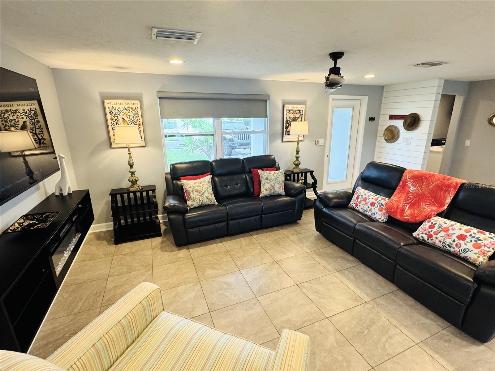 GULF GATE - Residential Lease
