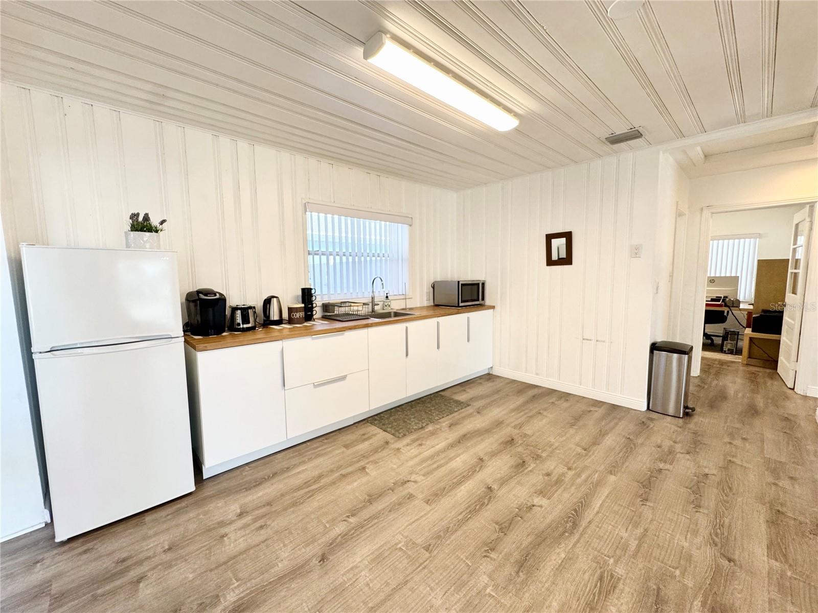 GLEN RIDGE HEIGHTS - Commercial Sale