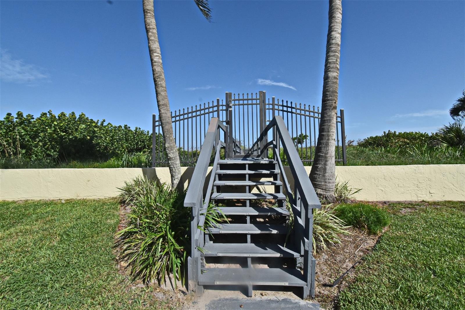 COCOA OCEAN BEACH - Residential