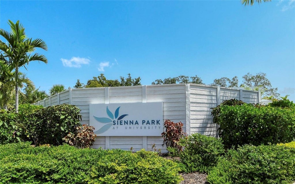 Photo of 4020 Via Sienna Circle, Sarasota, FL 34243 (MLS # A4698258)