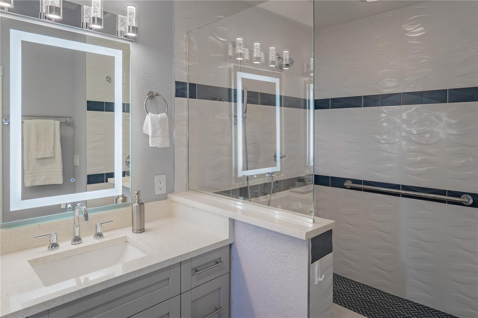 THE WATERFRONT ON VENICE ISLND - Residential