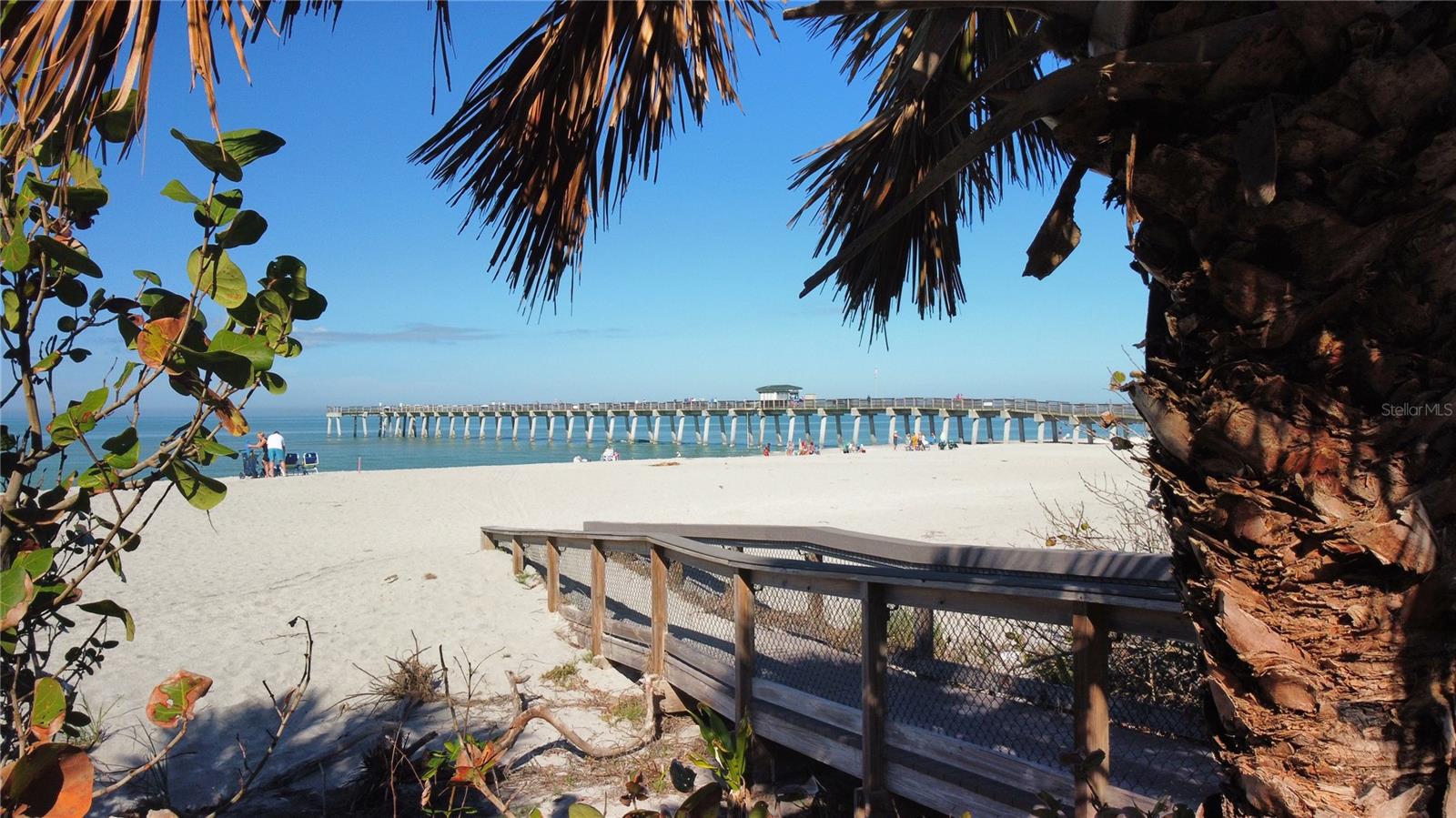 THE WATERFRONT ON VENICE ISLND - Residential