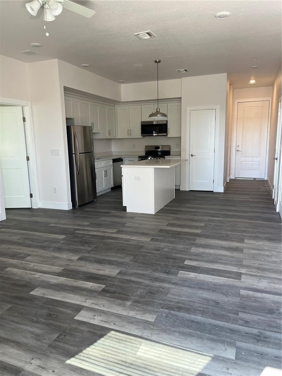 BANZA BANZA - Residential Lease