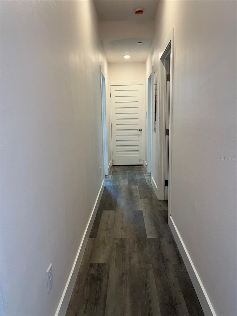 BANZA BANZA - Residential Lease