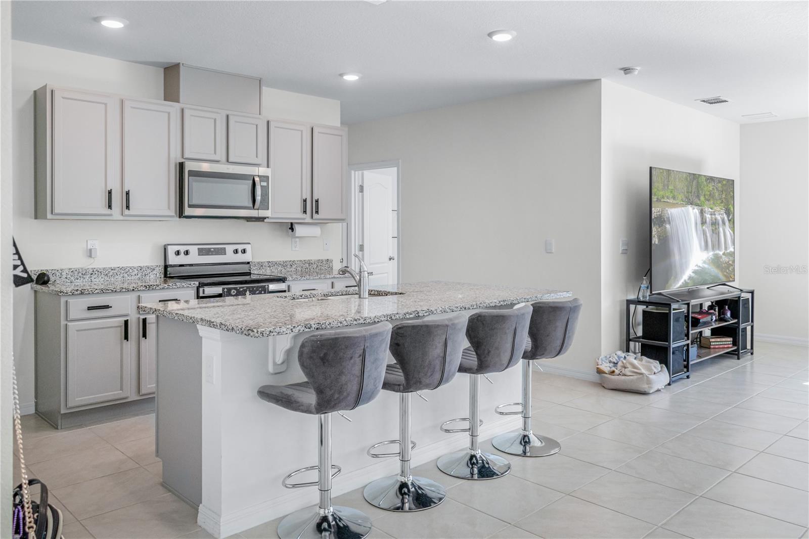 EAGLE HAMMOCK - Residential