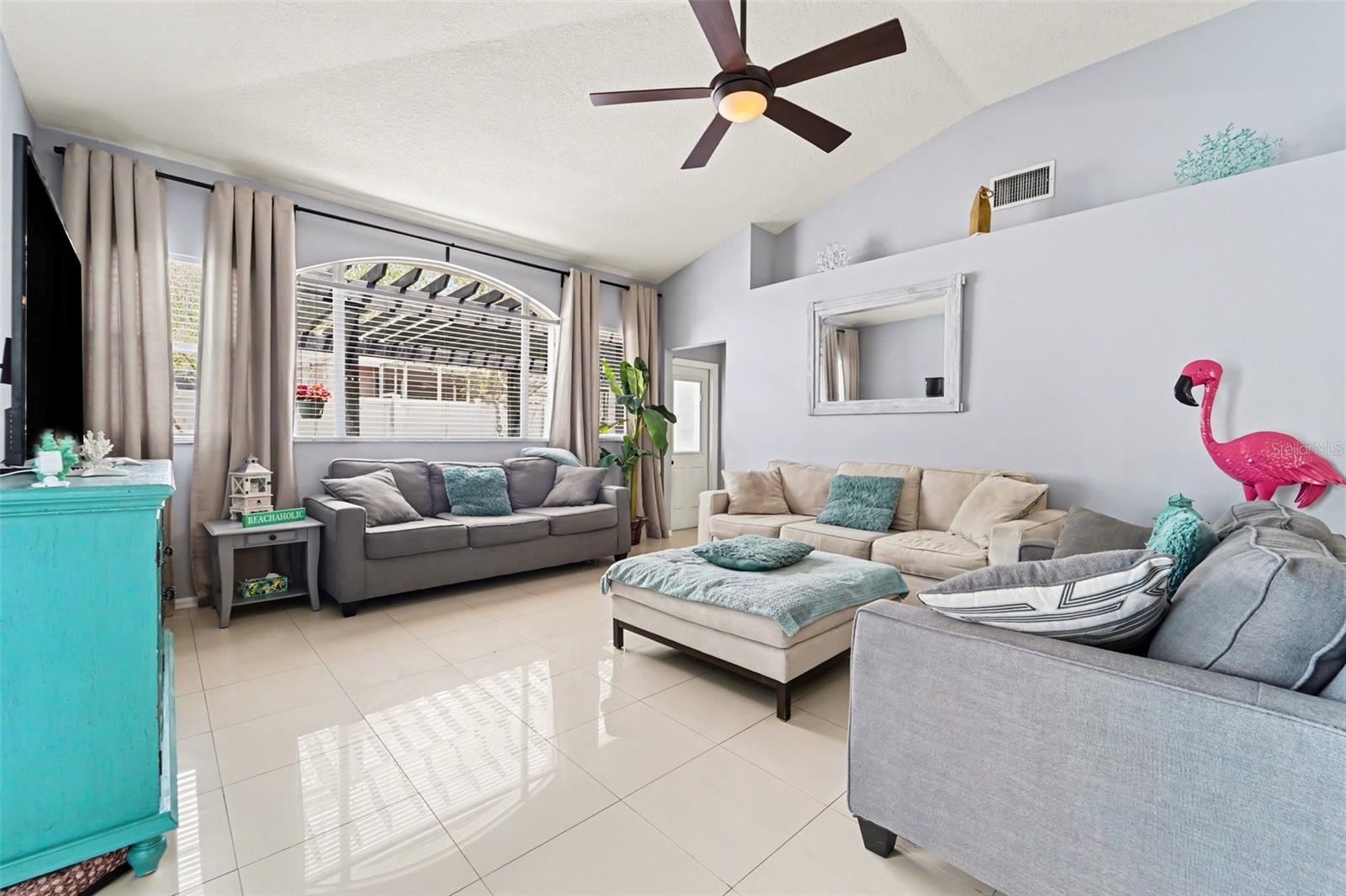 WYNDHAM LAKE SUB PH ONE - Residential