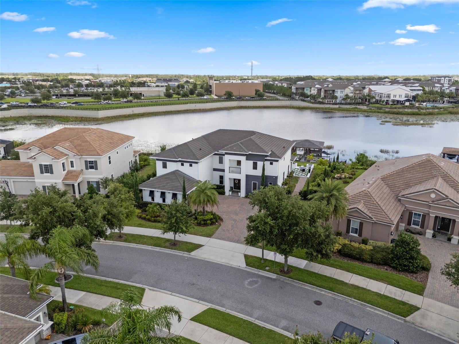5382 BOWMAN DRIVE
