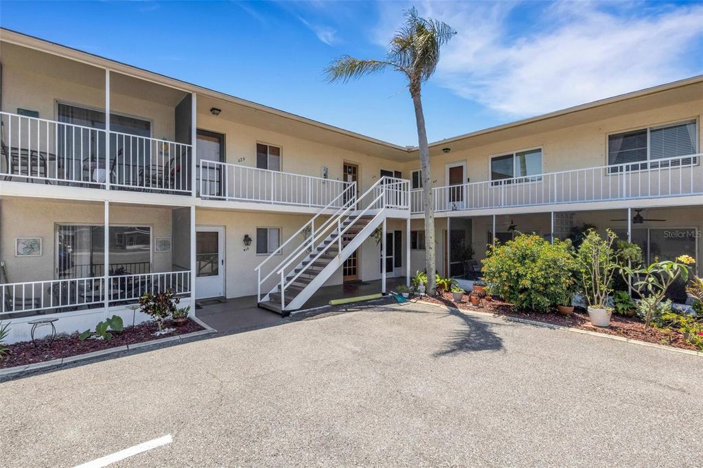 Photo of 360 Base Avenue E #413, Venice, FL 34285 (MLS # N6138524)