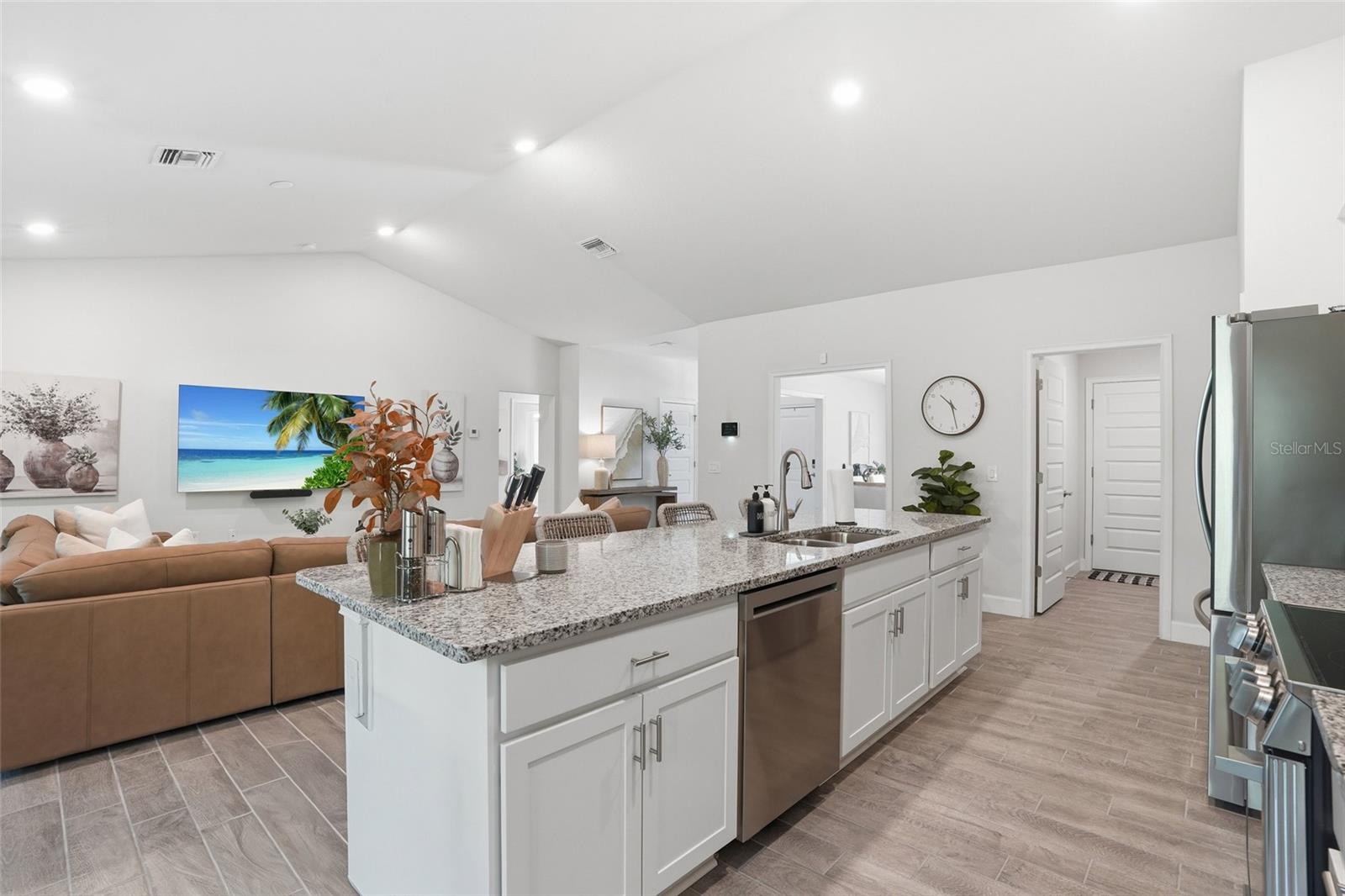 PUNTA GORDA ISLES SEC 20 - Residential