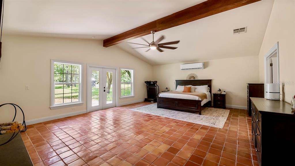 SANFORD FARMS - Residential