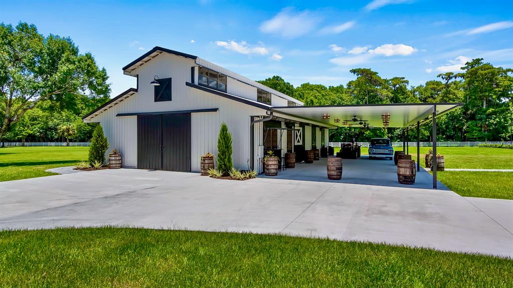 SANFORD FARMS - Residential