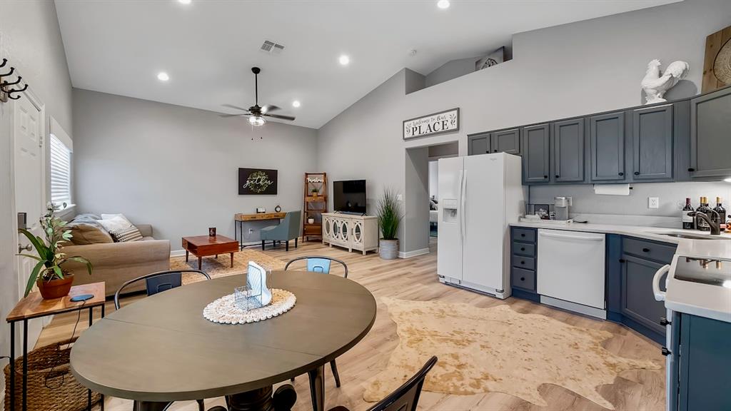 SANFORD FARMS - Residential