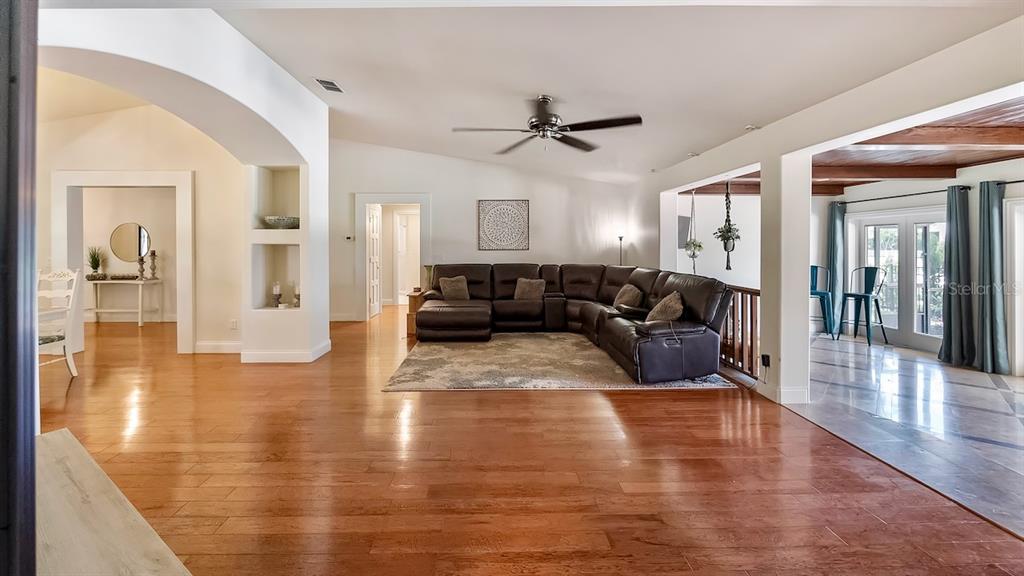 SANFORD FARMS - Residential