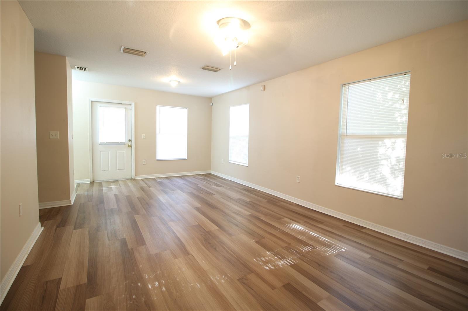 BUENA VISTA - Residential Lease