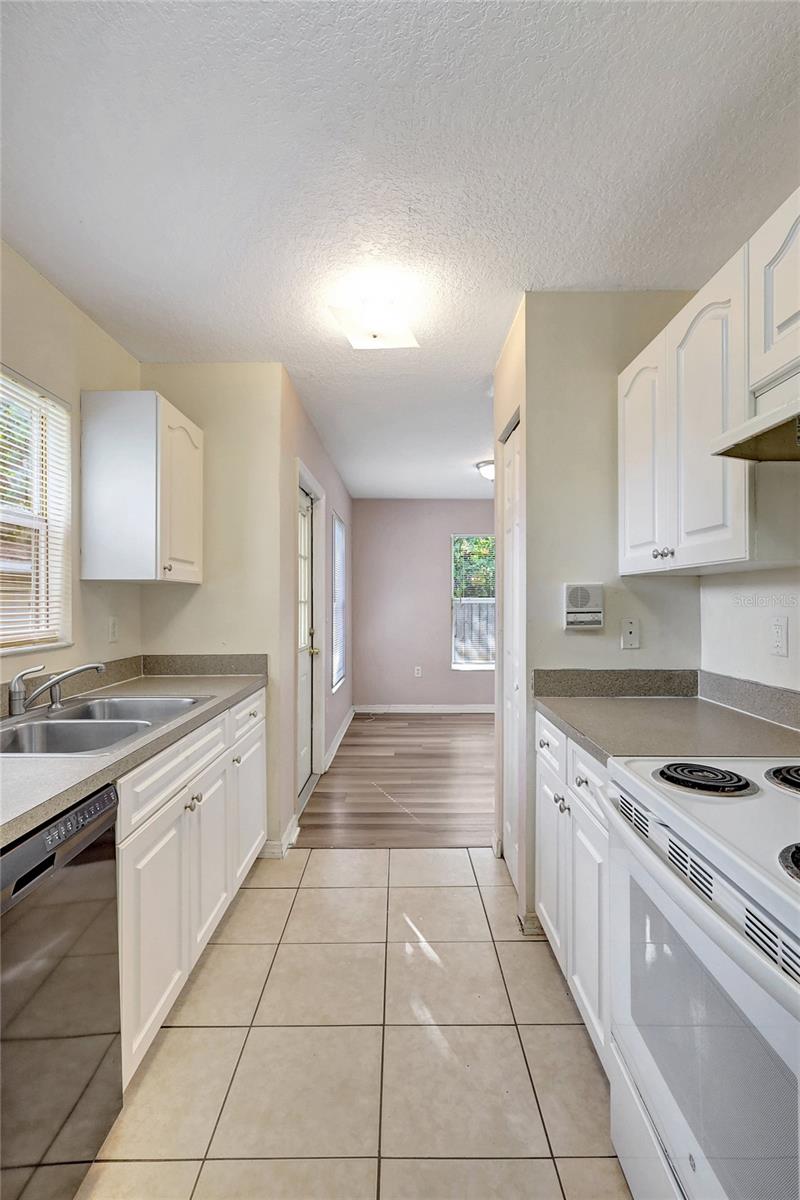 BUENA VISTA - Residential Lease