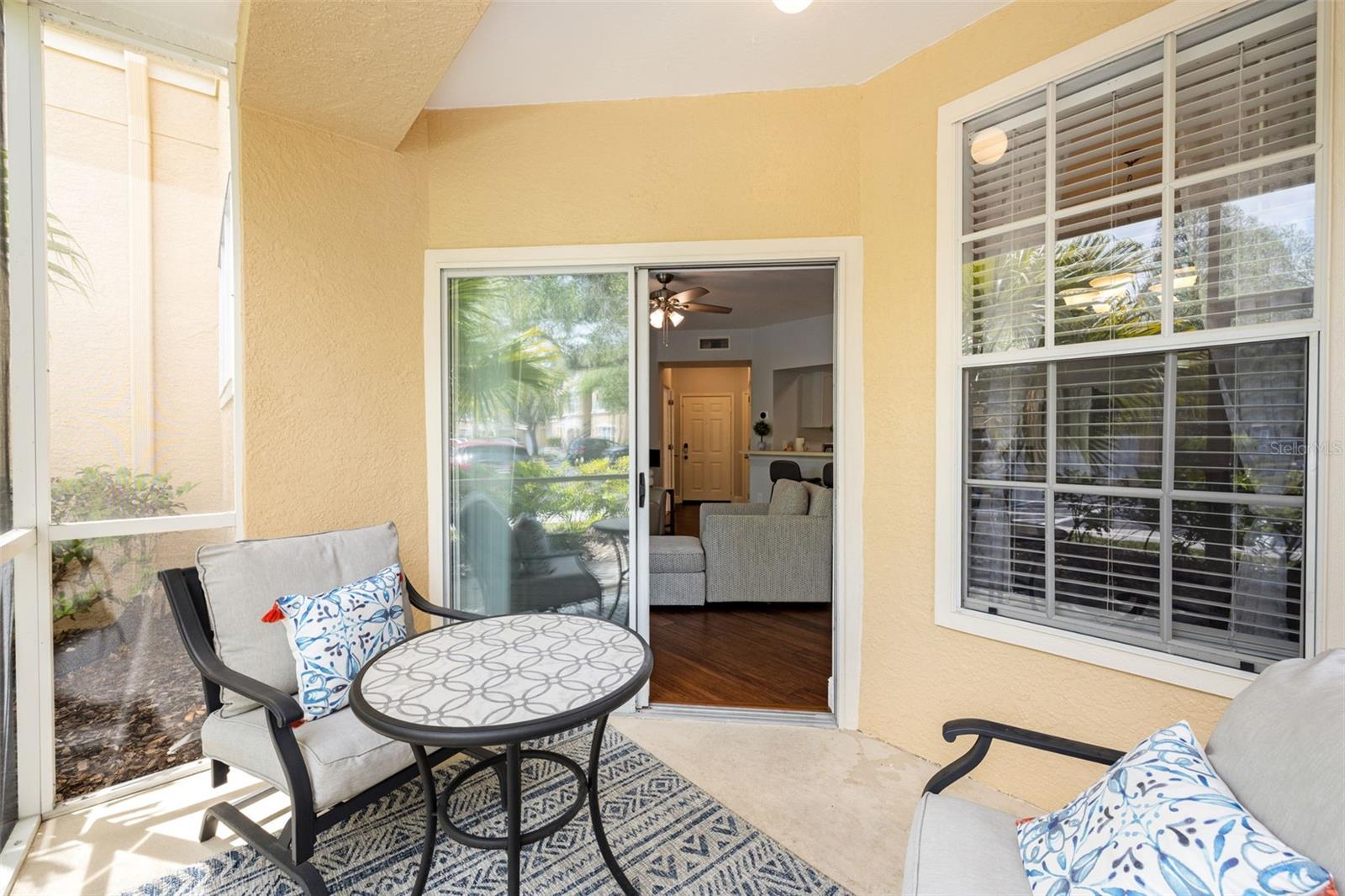 OXFORD PLACE AT TAMPA PALMS - Residential