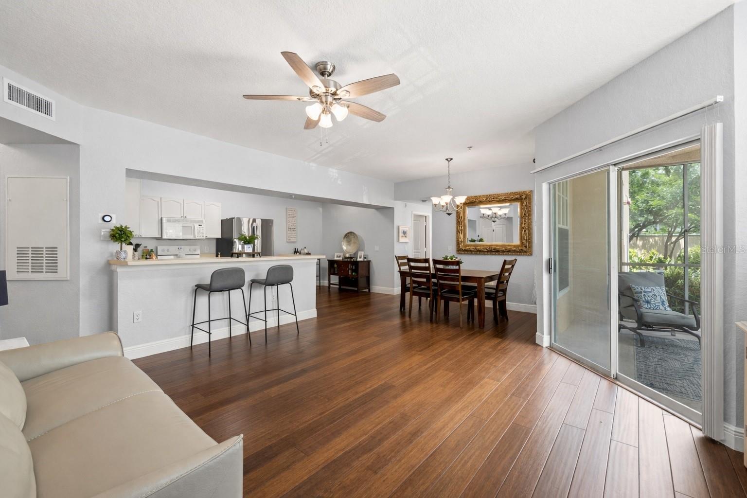 OXFORD PLACE AT TAMPA PALMS - Residential