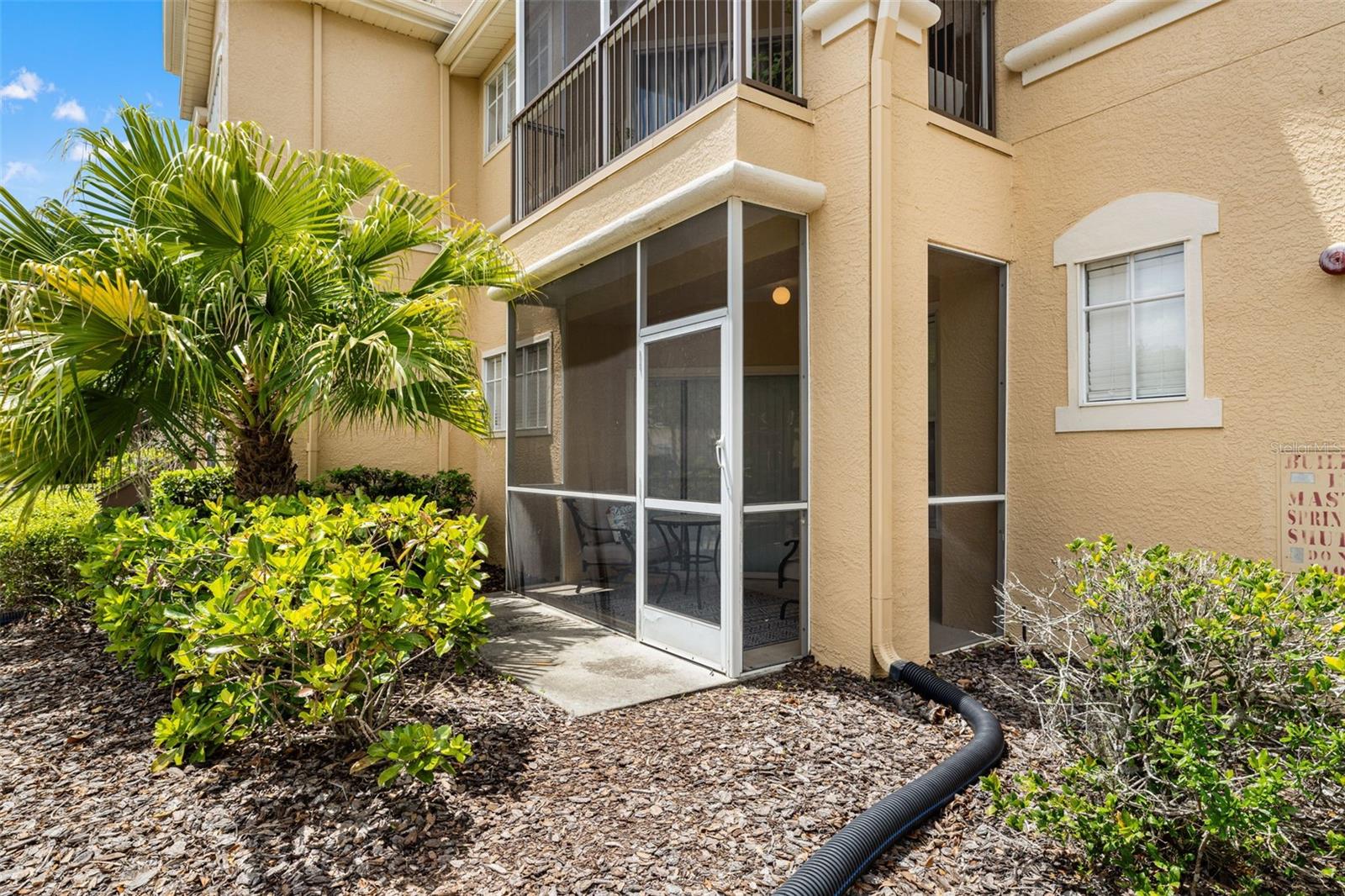 OXFORD PLACE AT TAMPA PALMS - Residential