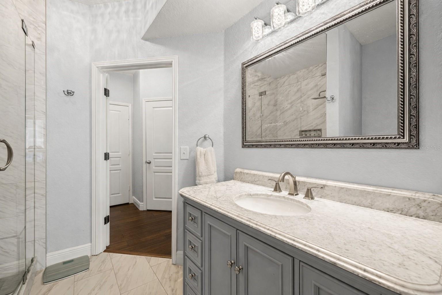 OXFORD PLACE AT TAMPA PALMS - Residential