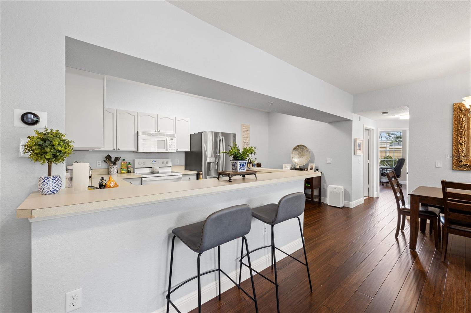 OXFORD PLACE AT TAMPA PALMS - Residential