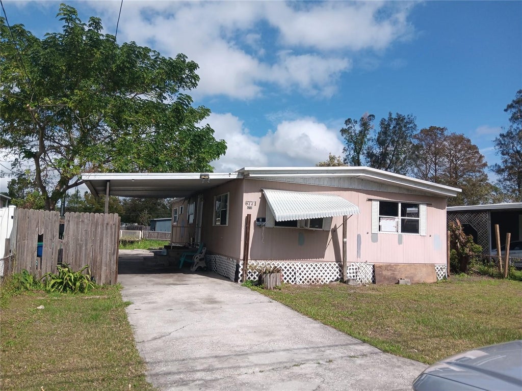 Photo of 6771 68th Avenue N, Pinellas Park, FL 33781 (MLS # TB8552233)