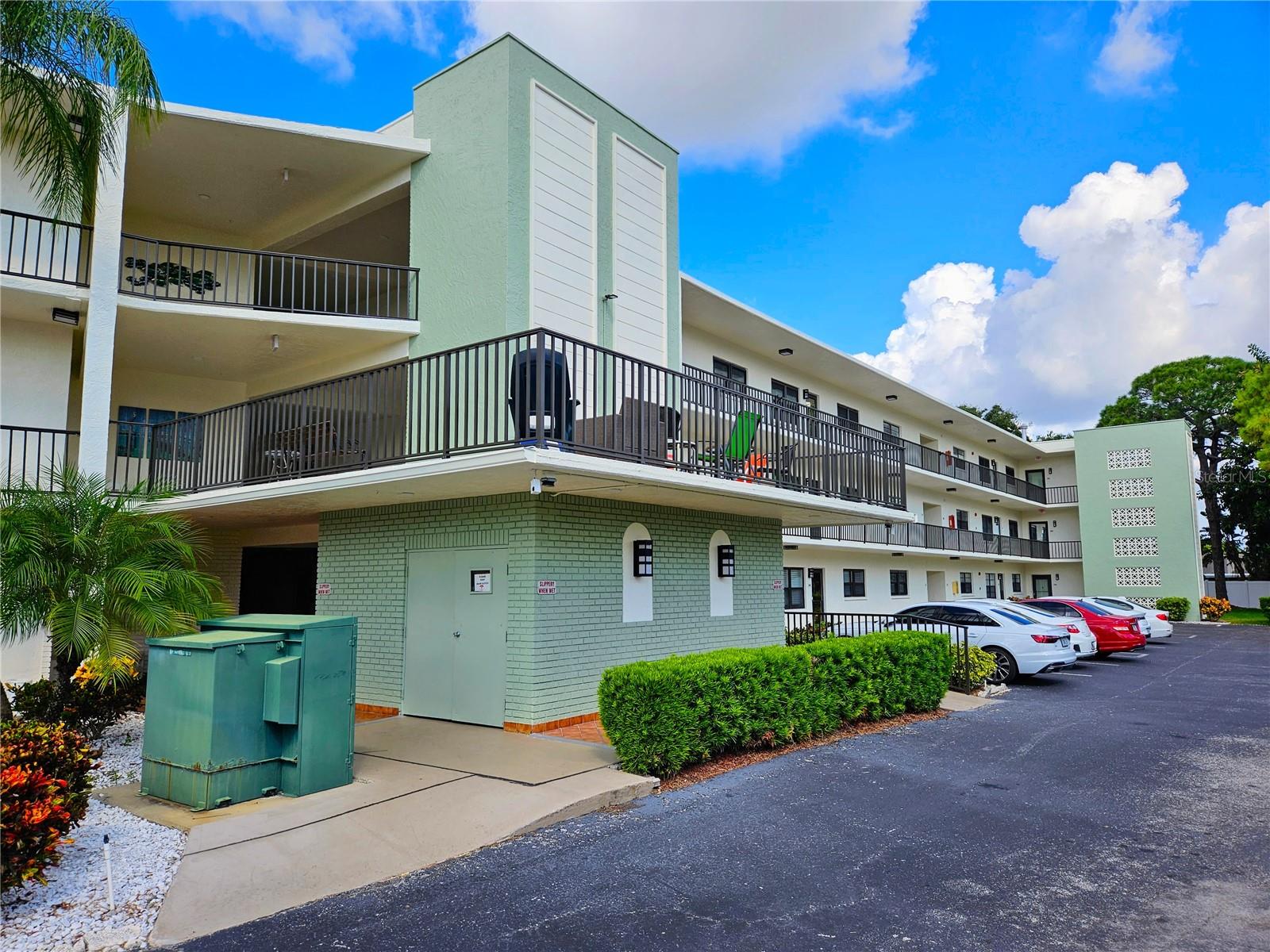 TERRACE PARK OF FIVE TOWNS - Residential