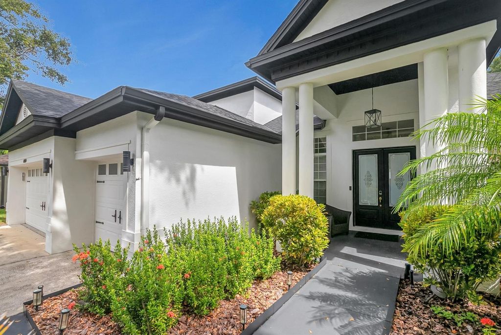 Photo of 808 River Hammock Boulevard, Brandon, FL 33511 (MLS # TB8505472)