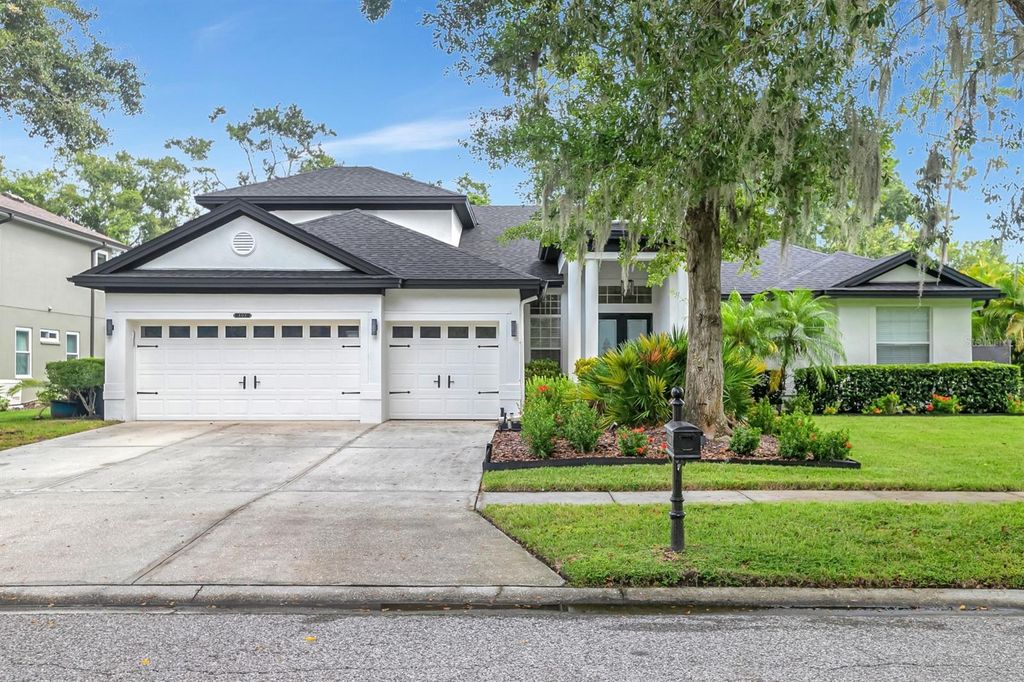 Photo of 808 River Hammock Boulevard, Brandon, FL 33511 (MLS # TB8505472)