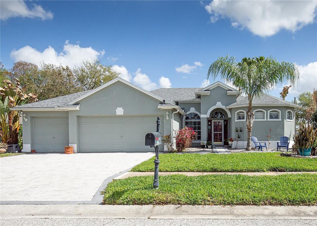 Photo of 1422 Tawnyberry Court, Trinity, FL 34655 (MLS # TB8486905)