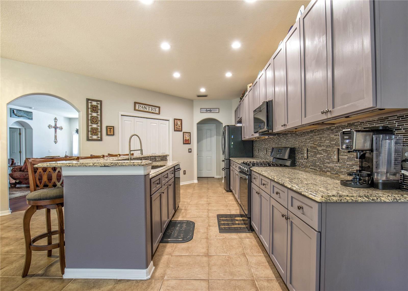 1422 TAWNYBERRY COURT