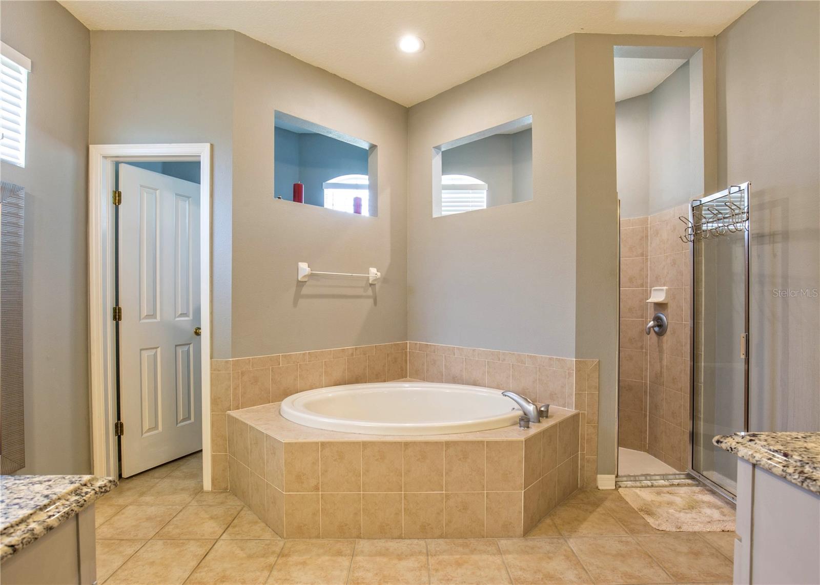 THOUSAND OAKS PH 06-9 - Residential