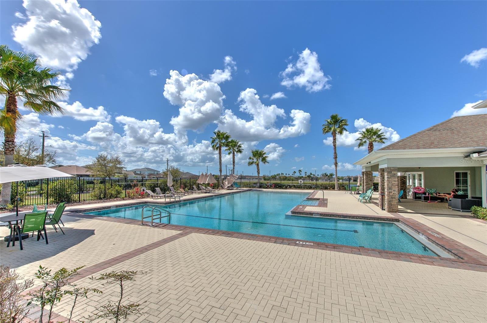 HAWKS POINT PH N TWNHMS - Residential