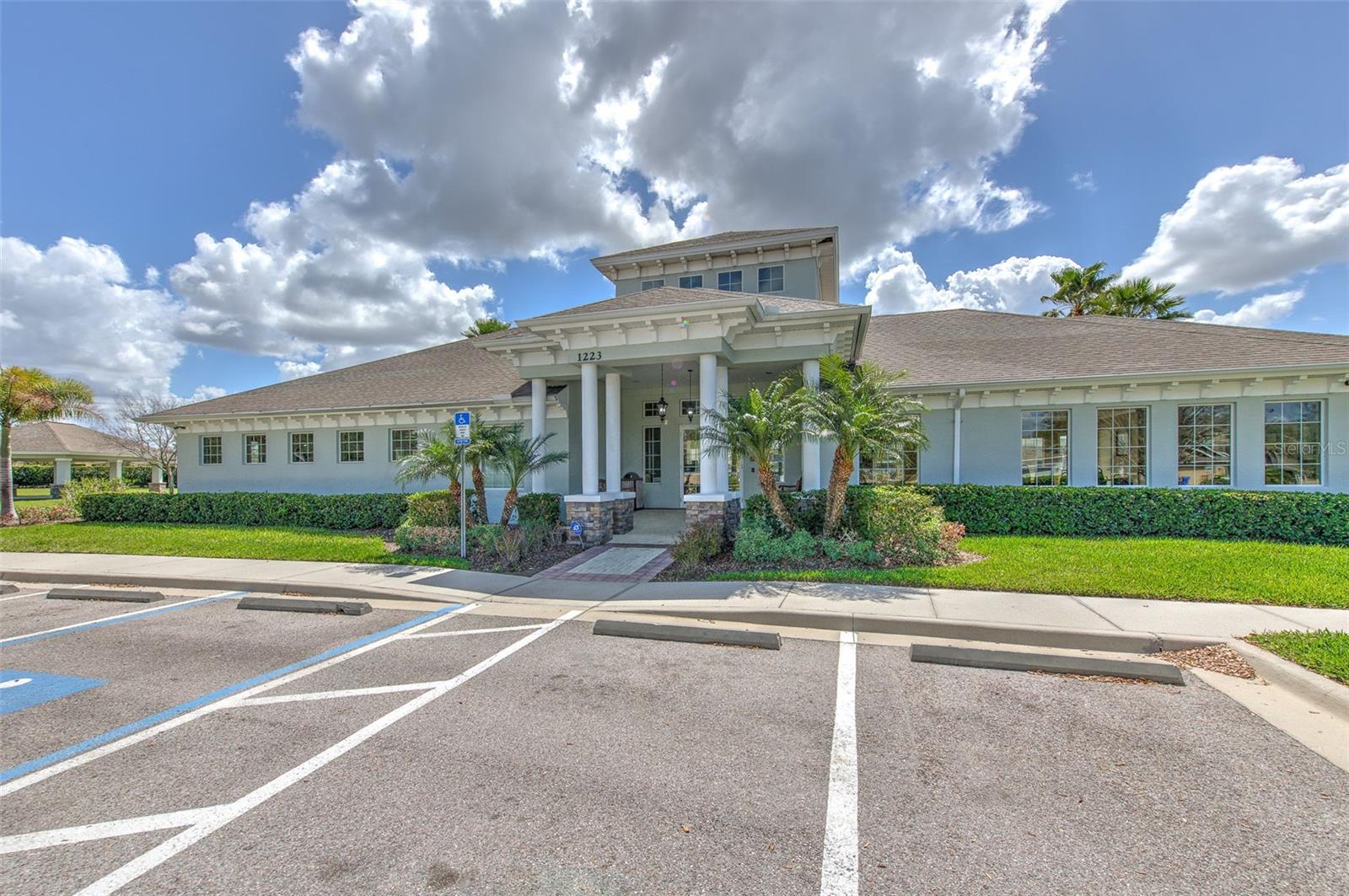 HAWKS POINT PH N TWNHMS - Residential