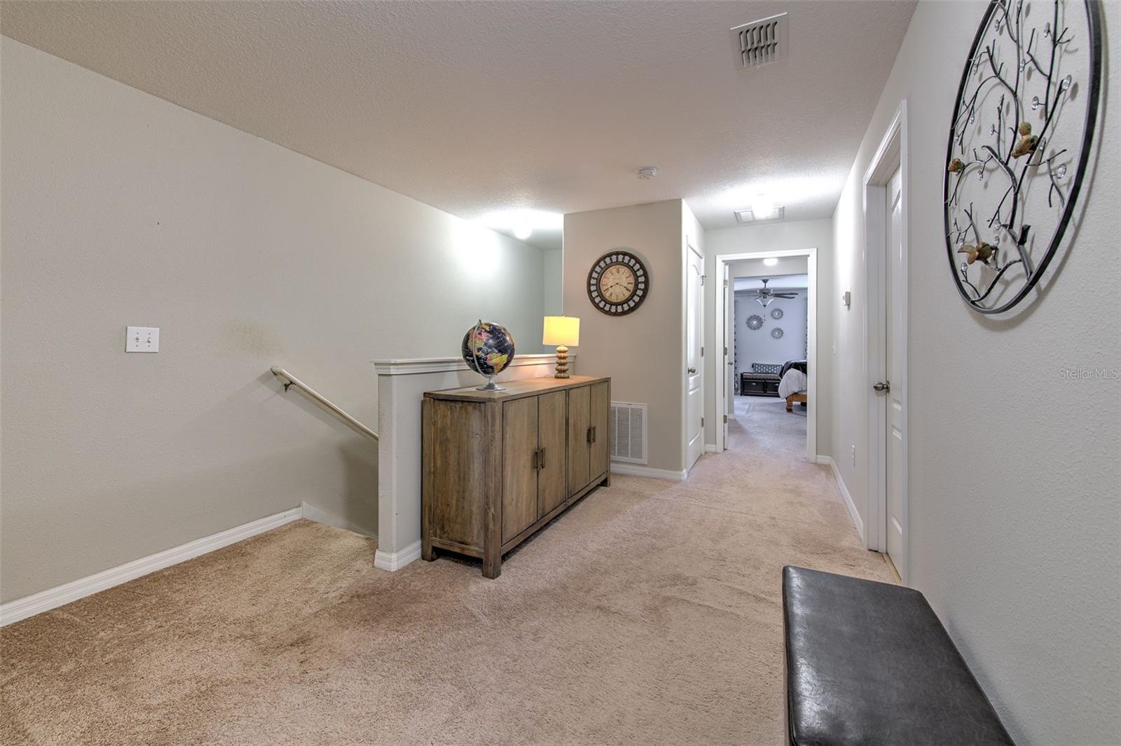 HAWKS POINT PH N TWNHMS - Residential