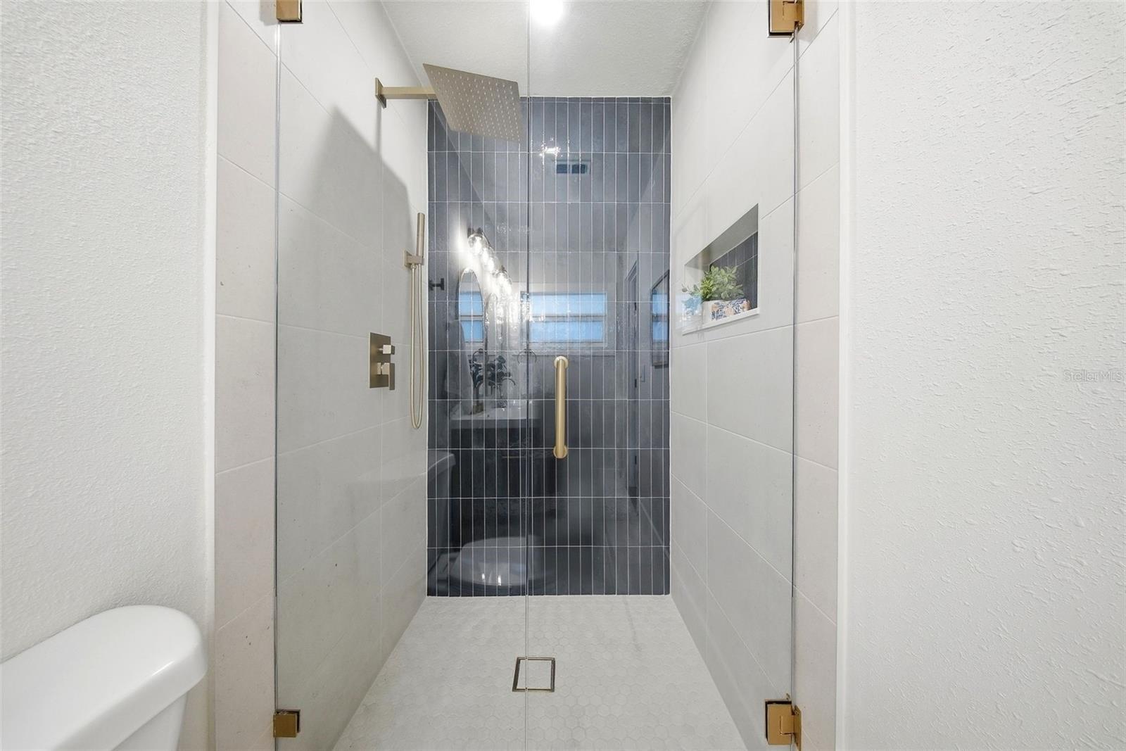 JUNGLE COUNTRY CLUB 3RD ADD - Residential