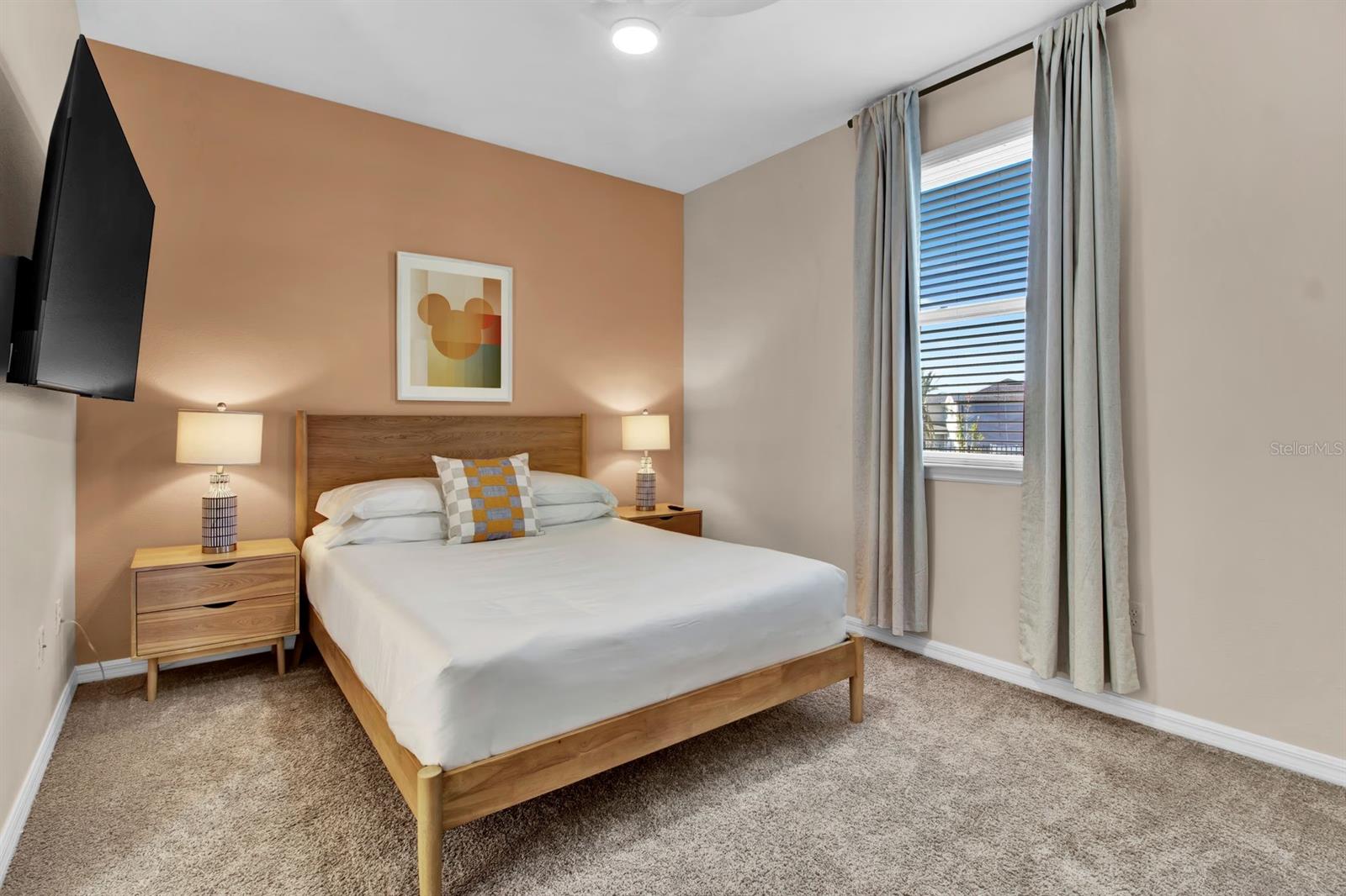 SOLARA RESIDENCE - Residential