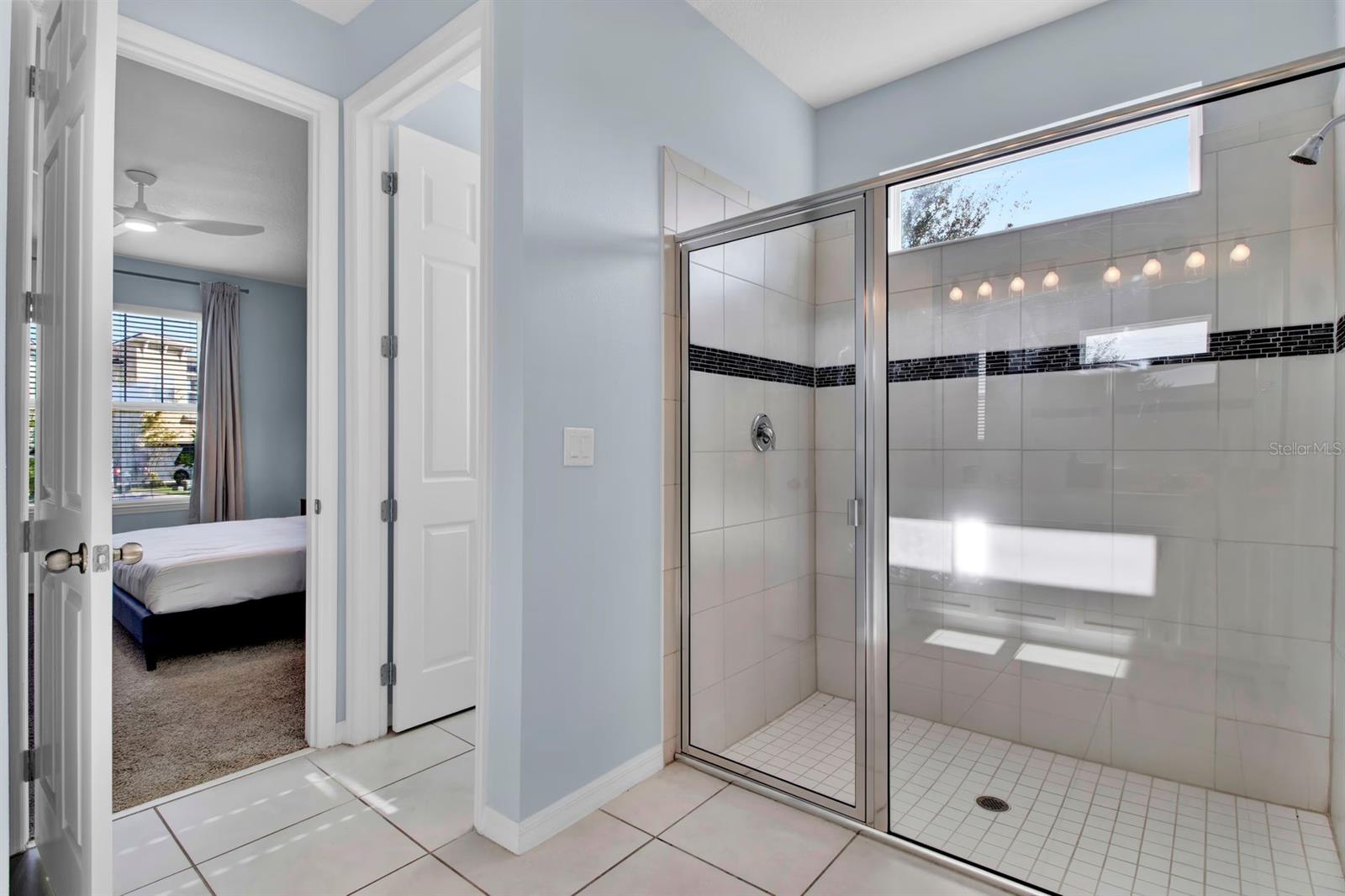 SOLARA RESIDENCE - Residential