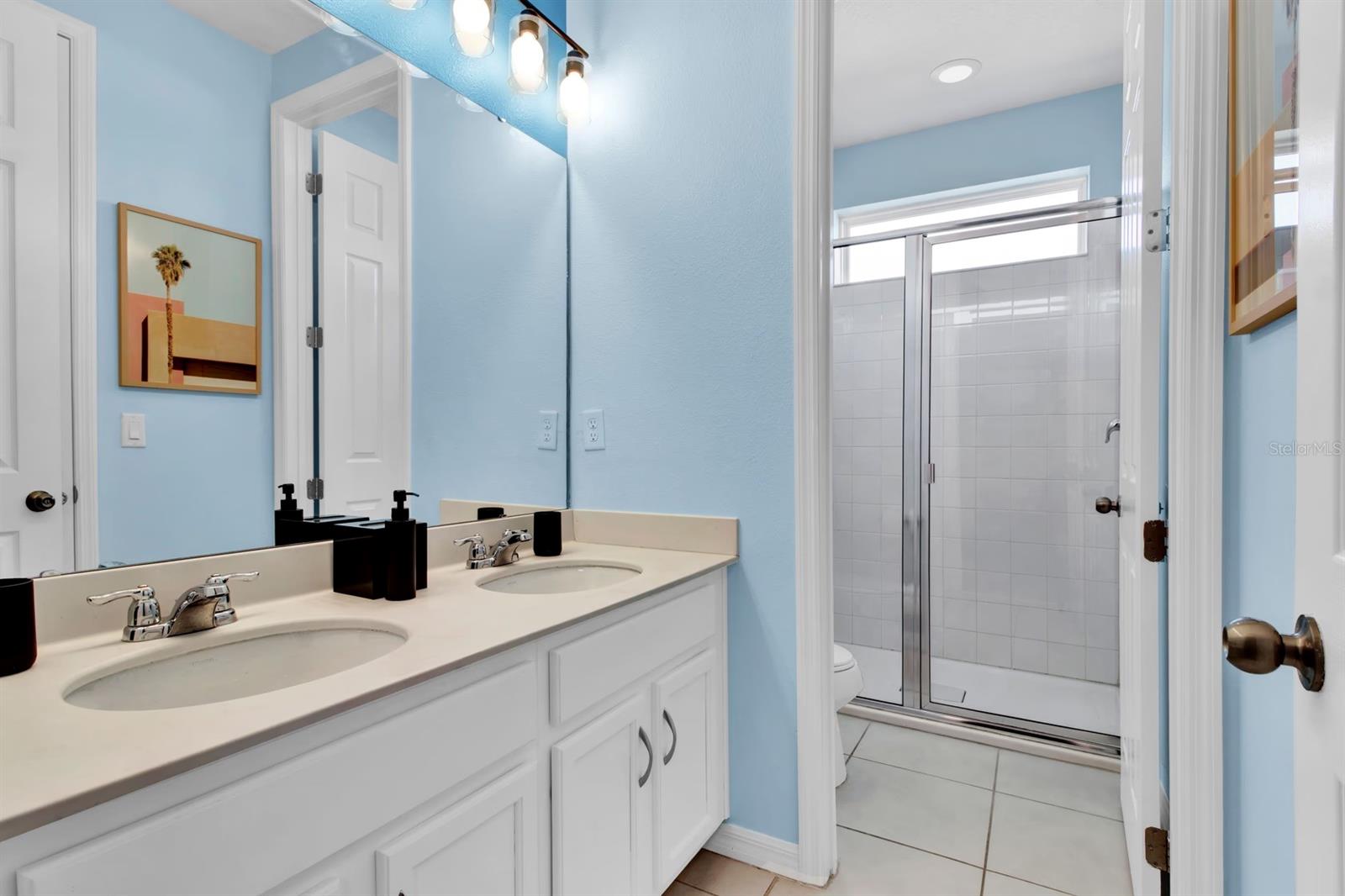 SOLARA RESIDENCE - Residential