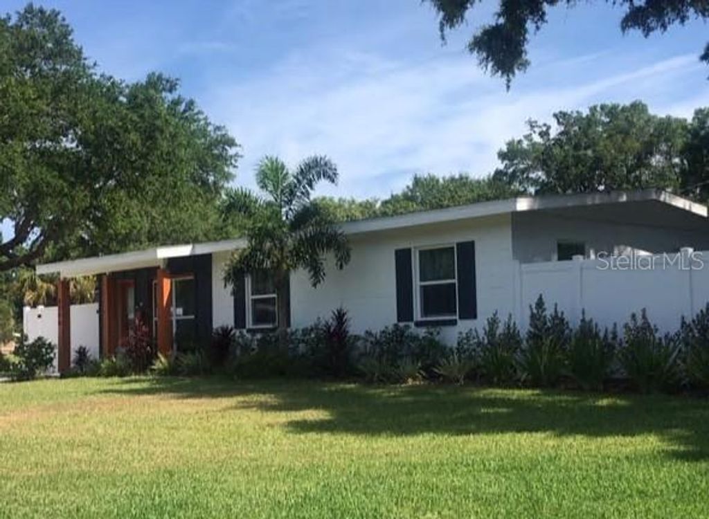 Photo of 4290 Porpoise Drive SE, St Petersburg, FL 33705 (MLS # TB8449795)