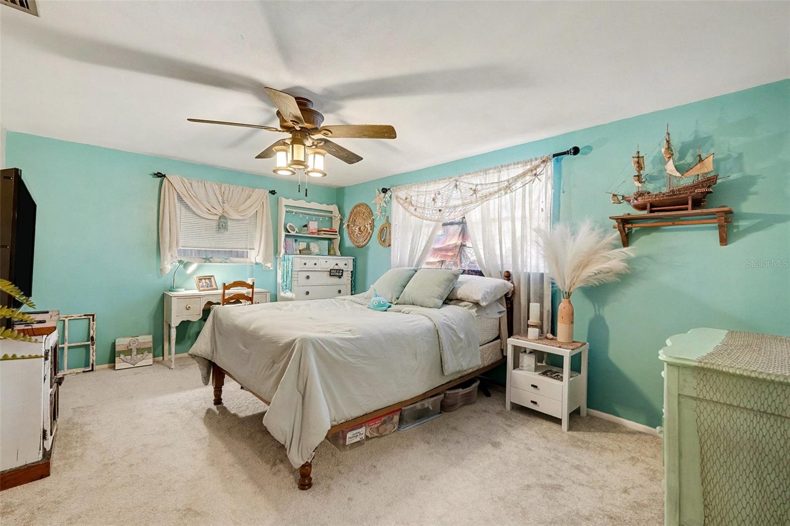 LA VILLA GARDENS - Residential